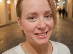 Travel With Lauryn, local business in Surrey